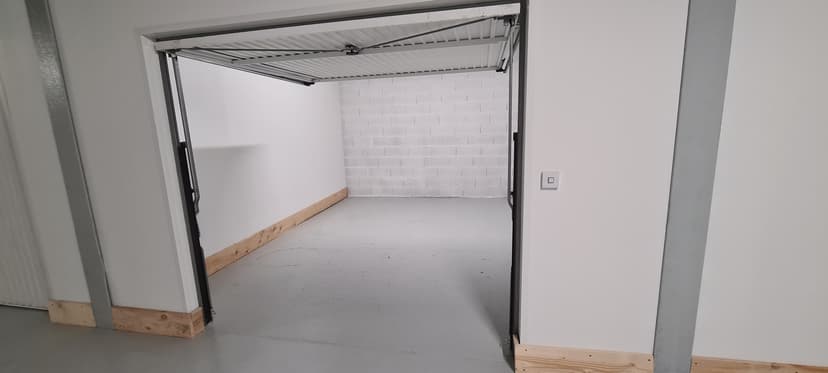 Boxes de 21.5m² - 65m³ à louer à Laon